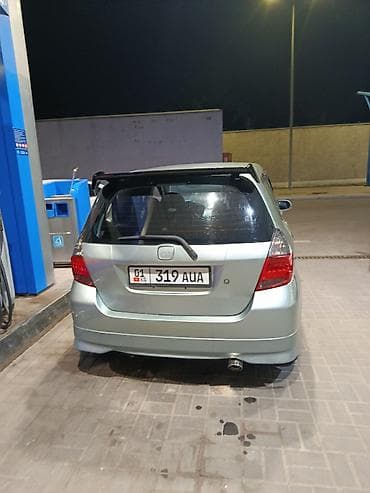Honda Jazz: 2002 г., 1.4 л, Механика, Бензин, Хэтчбэк — 5