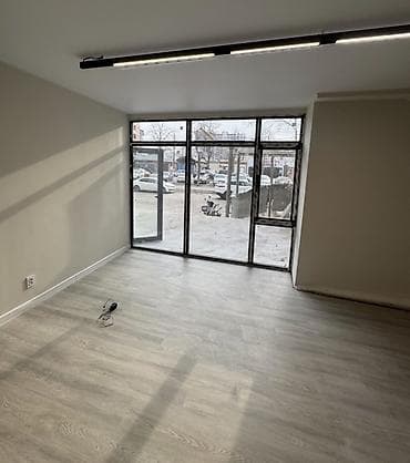 osh city: Продажа магазинов В жилом доме, 121 м², Готовая ПСО (под самоотделку), Отдельный вход, 1 этаж — 7
