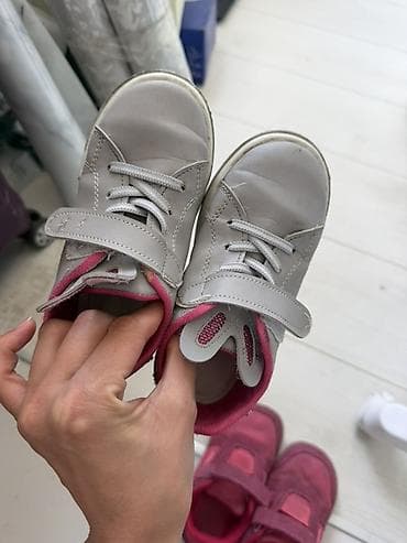 mini melissa: Детские кроссовки/кеды, 2 пары. 1) Розовые кроссовки Biomecanics: - — 3