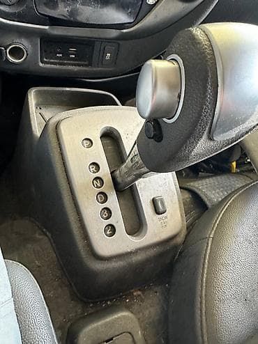 Продажа авто: Kia : 2018 г., 2.5 л, Автомат, Дизель, Фургон — 10