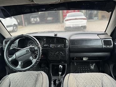 обшивка гольф 3: Volkswagen Golf: 1995 г., 1.8 л, Ручные, Бензин, Универсал — 9