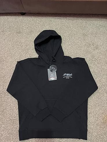 tech flis: В наличии худи Lining (Wade) новый
Размер М большемерит 100% оригинал — 2