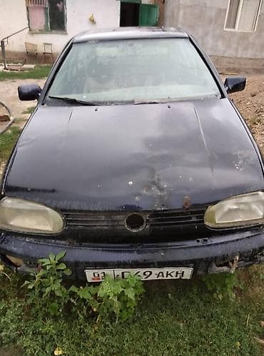 Volkswagen Golf: 1994 г., 1.4 л, Кол менен иштөөчү, Бензин, Хетчбек — 4