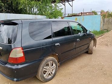 Продажа авто: Honda Odyssey: 2000 г., 2.3 л, Типтроник, Бензин, Универсал — 2