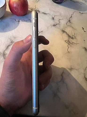 экран samsung s21 ultra: IPhone 11, Б/у, 64 ГБ, Белый, Чехол, 91 % — 6