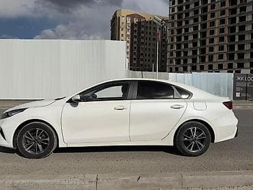 жушили 06: Kia K3: 2022 г., 1.6 л, Автомат, Бензин, Седан — 4