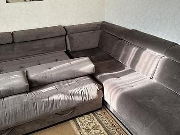 Эмерек: Бурчу бар диван, Кутулар менен — 3