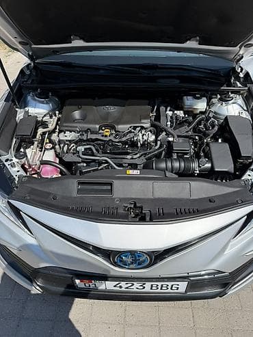 byd e7: Toyota Camry: 2022 г., 2.5 л, Автомат, Гибрид, Седан — 4