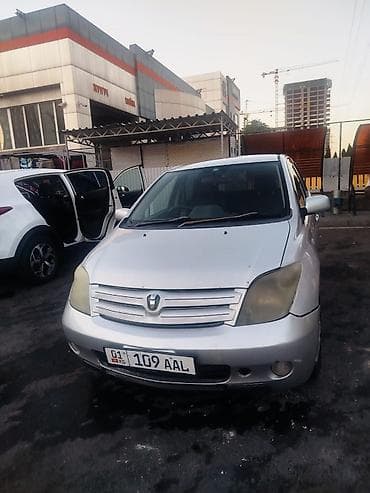 lexus es авто: Toyota Ist: 2002 г., 1.5 л, Автомат, Бензин, Хэтчбэк — 1
