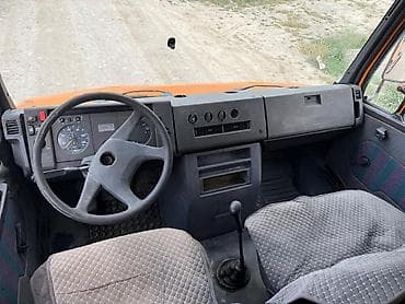 205 70 15 с: Mercedes-Benz : 1995 г., 4 л, Механика, Дизель, Фургон — 3