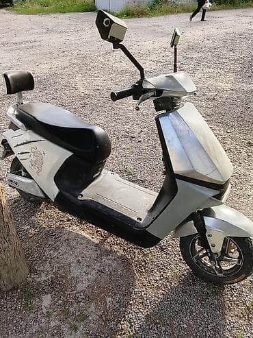 Скутер городской электрический 8 аккумуляторов 96v 20ah 4 скорости