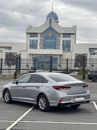 Продажа авто: Hyundai Sonata: 2022 г., 2 л, Автомат, Газ, Седан — 3