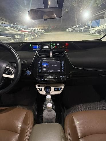 abs prius: Toyota Prius: 2017 г., 1.8 л, Гибрид, Лифтбек — 5
