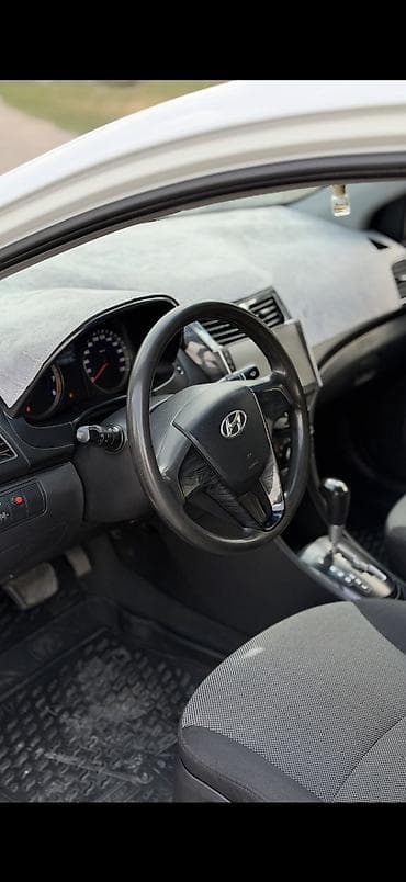 ягуар 2013: Hyundai Accent: 2013 г., 1.6 л, Автомат, Бензин, Седан — 8