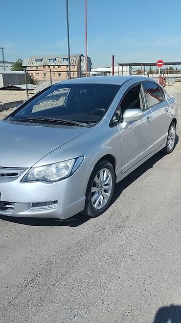 Honda Civic: 2007 г., 1.8 л, Автомат, Бензин, Седан