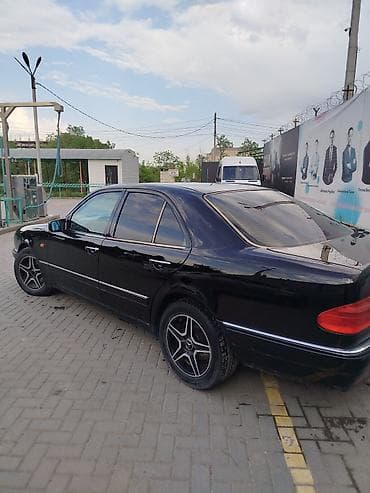 camry 2011: Mercedes-Benz E-Class: 1999 г., 3.2 л, Автомат, Бензин, Седан — 3