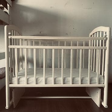 1 кишилик диван: Детская кроватка-классика, цвет белый. - Материал: дерево/МДФ — 1