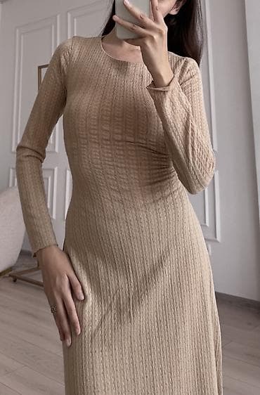 slim patch: Уступка будет Платье миди из трикотажа, бежевый меланж - Силуэт — 2