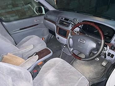 toyota hiace: Toyota Regius: 1999 г., 3 л, Автомат, Дизель, Минивэн — 3