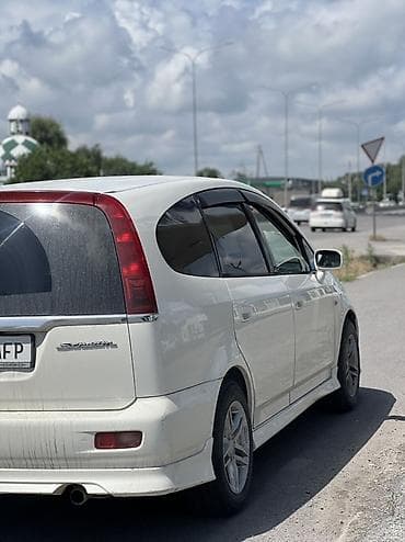 x5 r20: Honda Stream: 2001 г., 1.7 л, Автомат, Бензин, Минивэн — 5