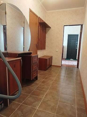 квартиру 3 комнатную: 3 комнаты, 120 м², 2 этаж — 6