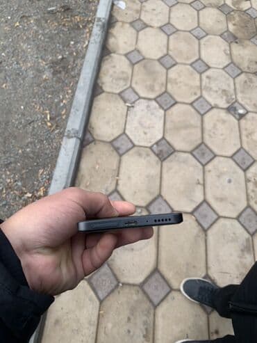 телефоны poco m5: Poco M7 Pro 5G, Колдонулган, 256 ГБ, түсү - Кара, 2 SIM — 5