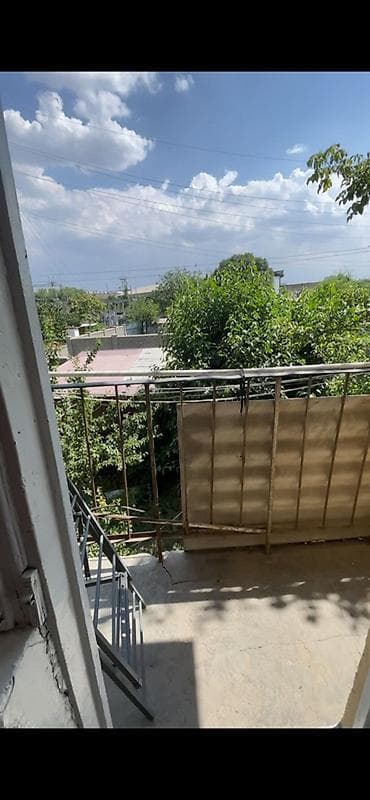 квартика: 1 комната, 40 м², 103 серия, 2 этаж, Старый ремонт — 4