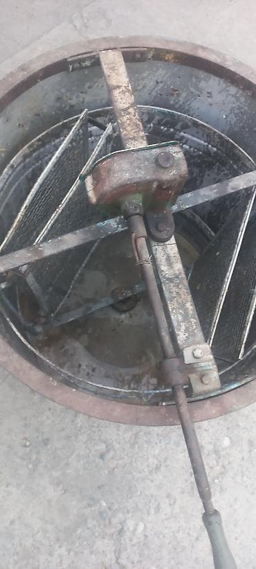 скупка перфоратор: Медогонка радиальная, ручная - Тип: радиальная медогонка с ручным — 1