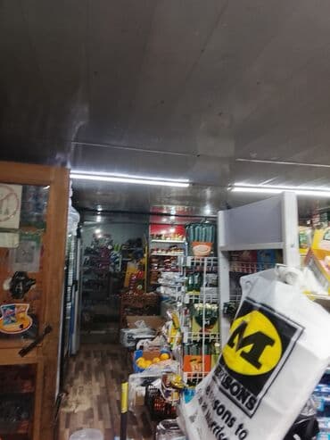 сдаю помещения ош: Сдаю Торговое место, В жилом доме, 80 м² С оборудованием — 7