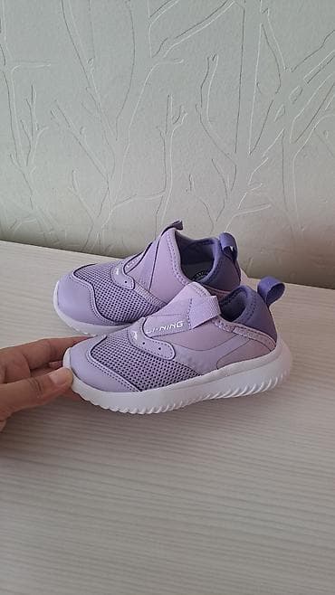 Детские кроссовки Li-Ning 25 размер. новые. по стельке 15,5 см