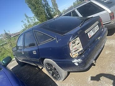 продаю опел вектра: Opel Vectra: 1993 г., Ручные, Седан — 1