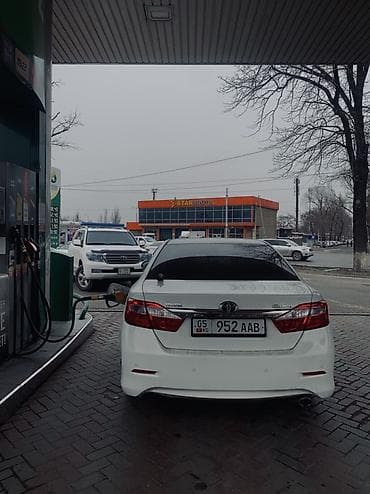 corolla 2004: Toyota Camry: 2014 г., 2.4 л, Автомат, Бензин, Седан — 3