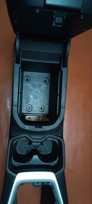 тойота ипсум бишкек цена на кредит: Центральная консоль Toyota 2021 г., Б/у, Оригинал, США — 4