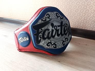 спортивный тренажёр: Накладка на корпус (живот) для тренера Fairtex - Профессиональный — 1