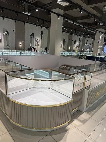 витри: Торговый островок/витринная зона для ювелирных изделий и аксессуаров — 1