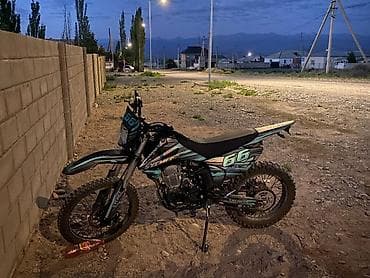 самурай пластик: Эндуро Suzuki, 350 куб. см, Бензин, Взрослый, Новый — 1