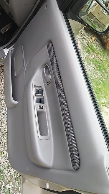 215 45 р17: Mazda Demio: 2002 г., 1.3 л, Автомат, Бензин — 9