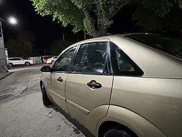 ниже: Ford Focus: 2000 г., 2 л, Автомат, Бензин, Седан — 4