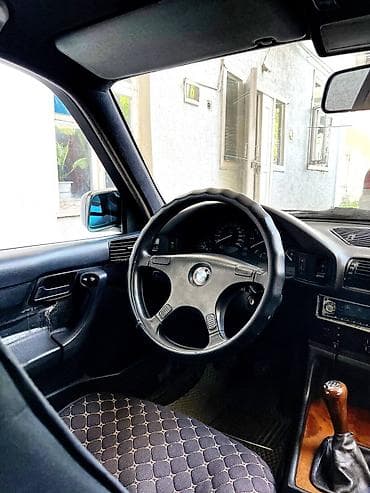 lexus ls: BMW 5 series: 1992 г., 2.8 л, Механика, Бензин, Седан — 5