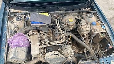 Audi 100: 1993 г., 0.2 л, Механика, Бензин, Седан