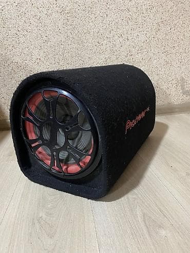 Сабвуфер автомобильный в корпусе “бочка” Pioneer - Форм‑фактор at lalafo.kg Сабвуфер автомобильный в корпусе “бочка” Pioneer - Форм‑фактор