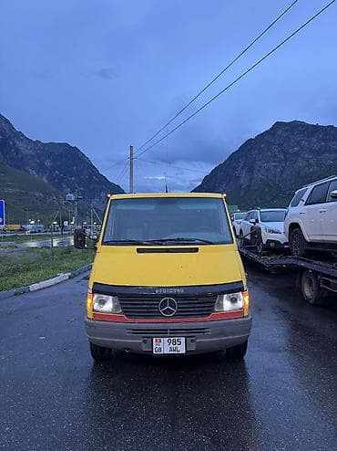 присеп машина: Эвакуатор, Mercedes-Benz, 1997 г., Прямая — 4