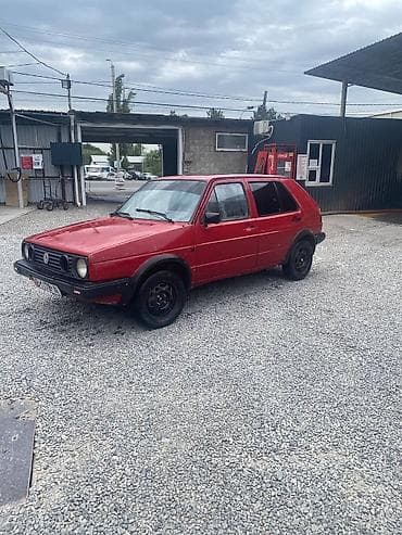 малолитражка машина: Volkswagen Golf: 1988 г., Механика, Хэтчбэк — 4