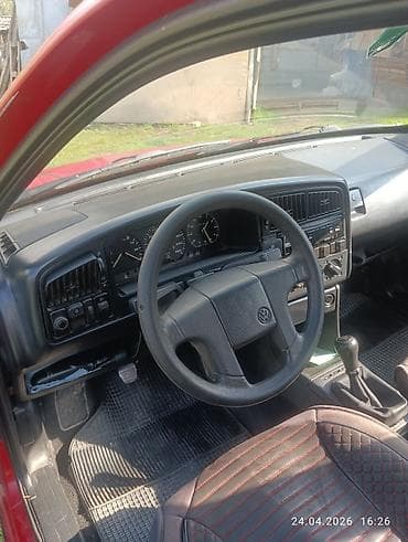 Volkswagen Passat Variant: 1992 г., 1.8 л, Механика, Бензин, Универсал — 6