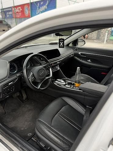 2022: Hyundai Sonata: 2022 г., 1.6 л, Автомат, Бензин, Седан — 9
