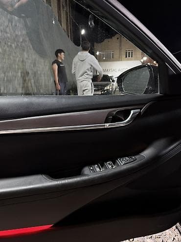 противен: Hyundai Grandeur: 2019 г., Седан — 6