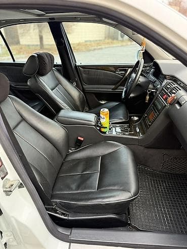 камри 1997: Mercedes-Benz E-Class: 2000 г., 3.2 л, Автомат, Бензин, Седан — 7