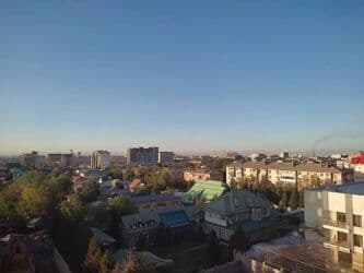 суточный квартира бишкек политех: 1 бөлмө, Душ кабинасы, Жаздык, жууркан-төшөк каптары, Кондиционер — 3