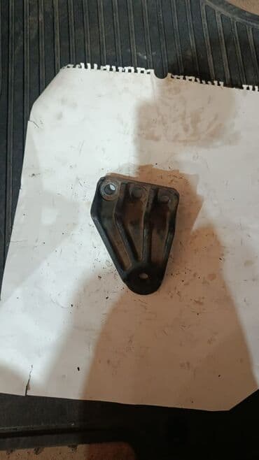 запчасти на хендай портер 2: Подушка мотора Hyundai 2015 г., Б/у, Оригинал — 4