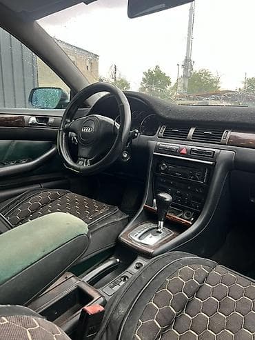 2000: Audi A6: 2000 г., 2.4 л, Автомат, Бензин, Седан — 5